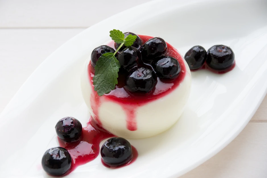 Heidelbeer-Panna Cotta