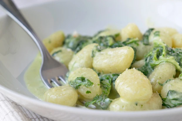 Gnocchi in einer Spinat-Gorgonzolasauce