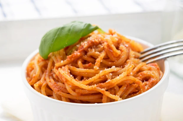 Tomaten-Pesto mit Oregano