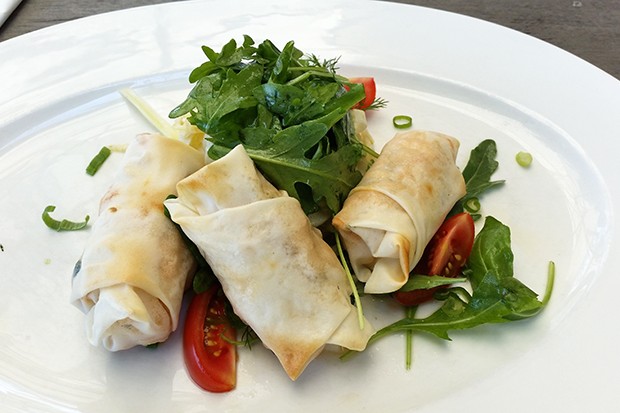 Lachsfilet im Strudelteig