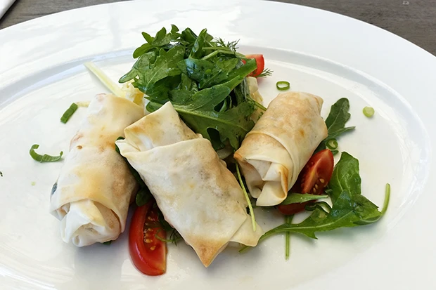 Lachsfilet im Strudelteig