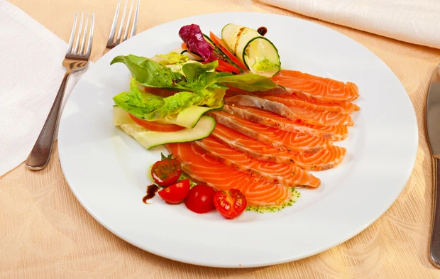 Lachs Carpaccio