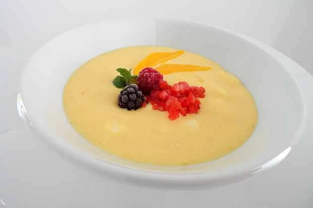 Mangocreme mit Joghurt