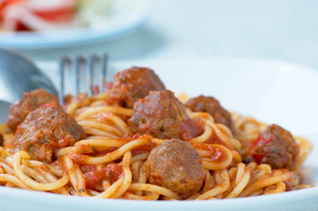 Spaghetti mit Fleischb&auml;llchen
