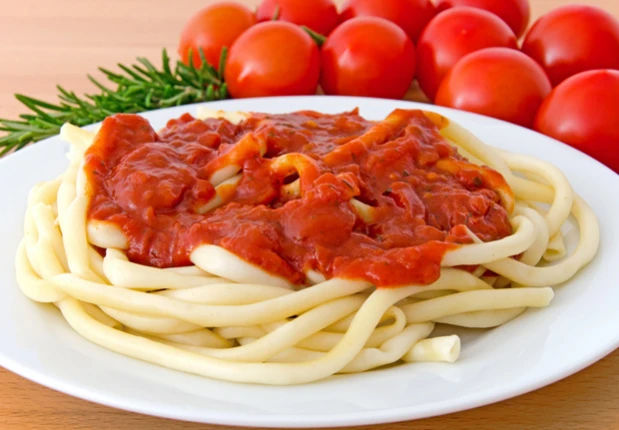 Makkaroni mit Tomatenso&szlig;e