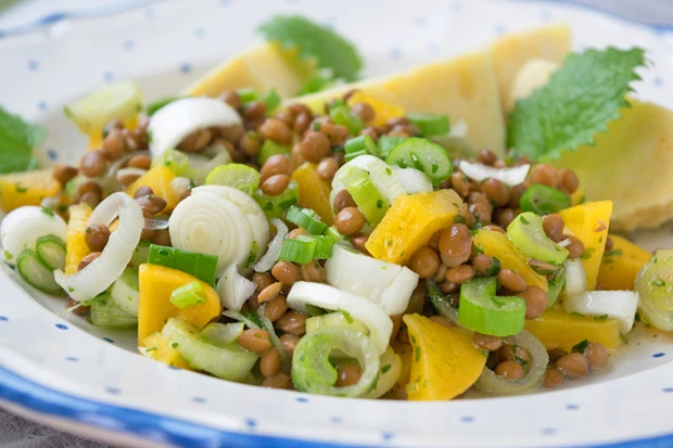 Linsensalat mit Mango