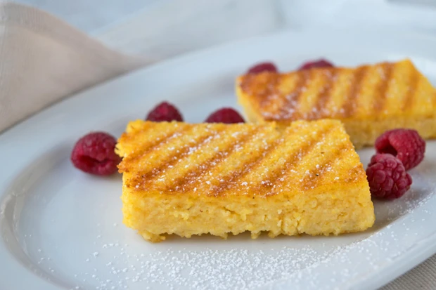 Gegrillte Kokos-Polenta