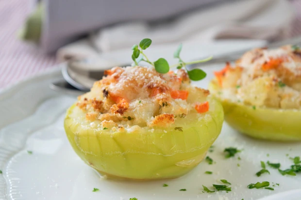 Kohlrabi-Sch&uuml;sserl mit Gem&uuml;se