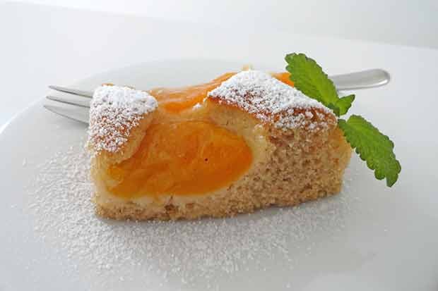Marillenkuchen mit Vollkornmehl