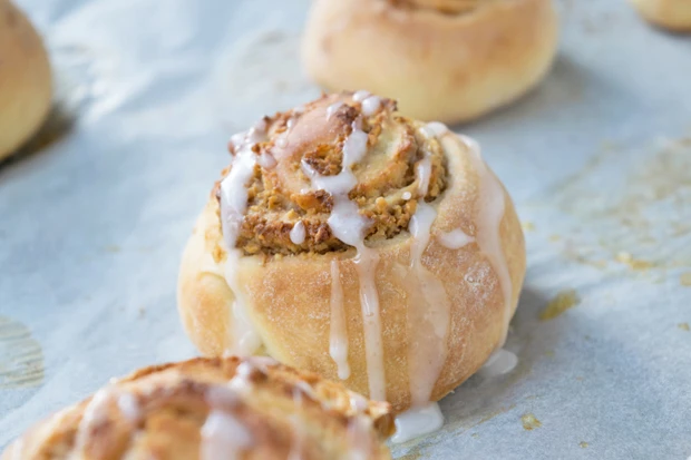 Nussschnecken mit Hefeteig