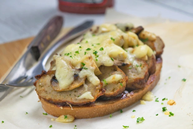 Fleischlaberl-Toast