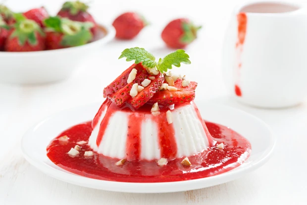 Panna Cotta mit Erdbeeren