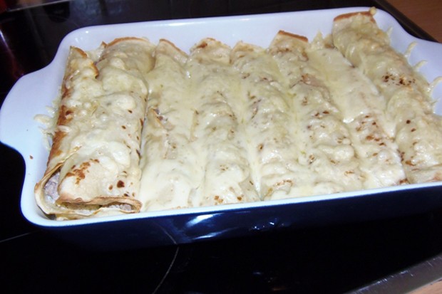 Pikante Palatschinken mit Faschiertem