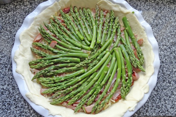 Spargelpizza mit Blätterteig