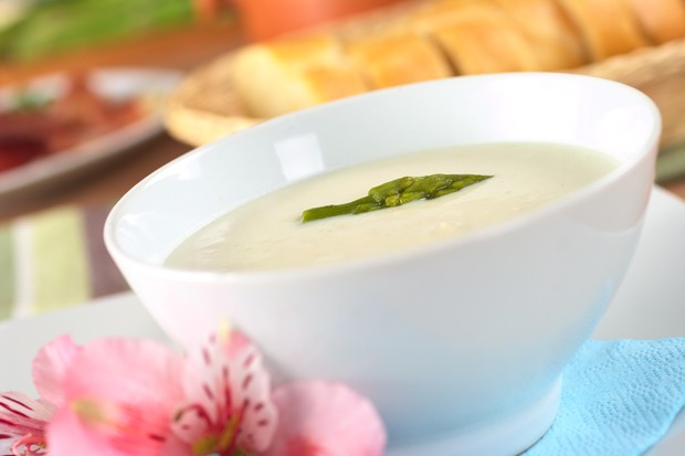 Schnelle Spargelsuppe