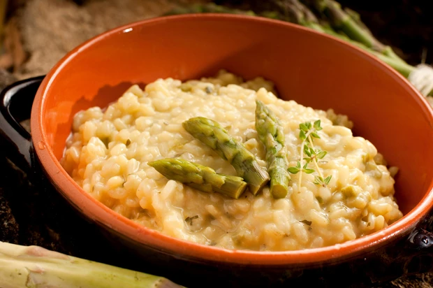 Spargelrisotto mit Parmesan
