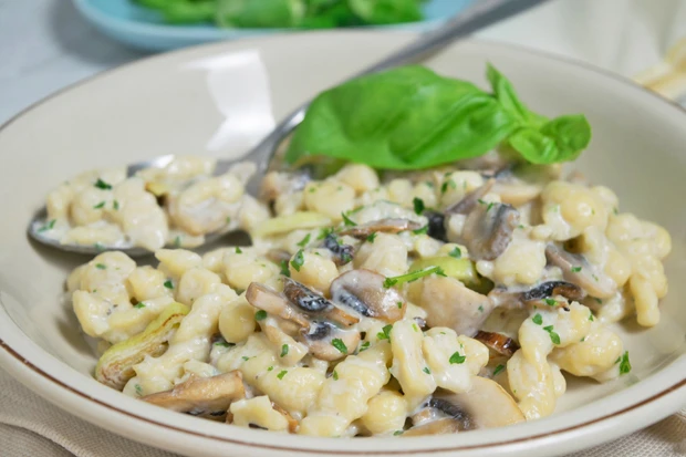 Sp&auml;tzlepfanne Champignons