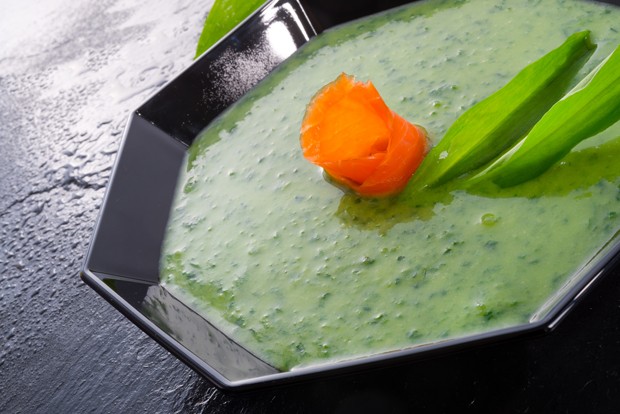Spinatsuppe mit Bärlauch