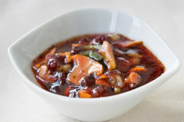 Eierschwammerl-Preiselbeersauce