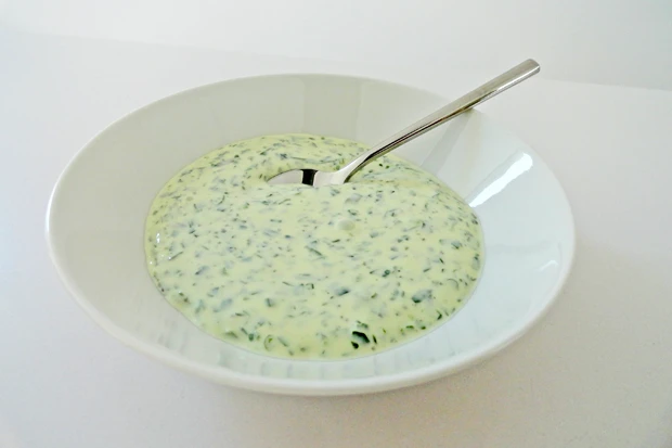 Kräuterrahmsauce