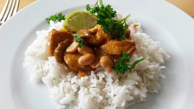 Putenbrust-Champignons-Thai-Curry mit Basmatireis