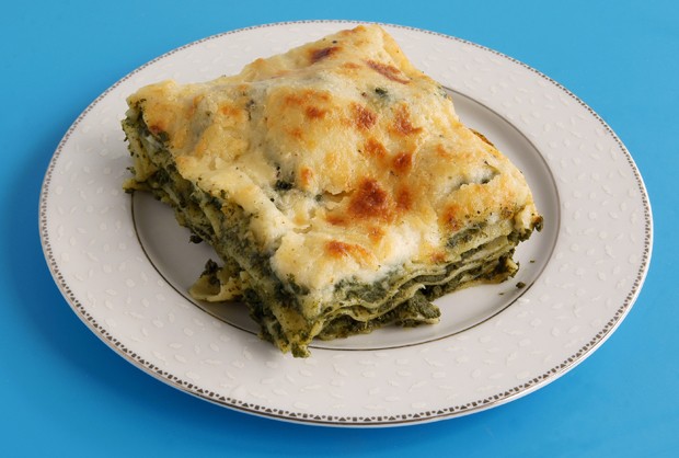 Spinatlasagne mit frischem Spinat