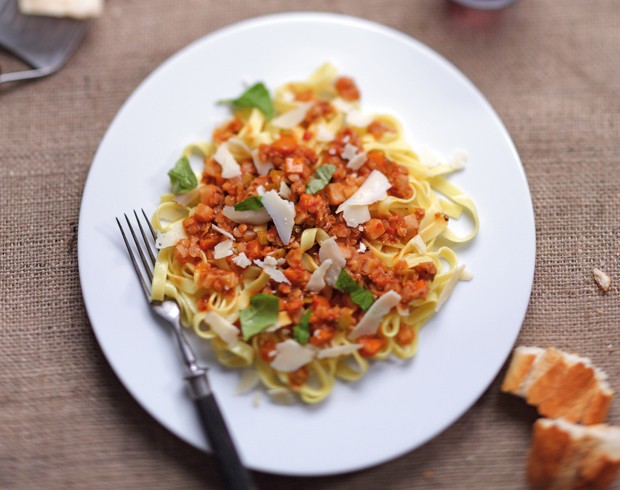 Ajvar-Linsen-Bolognese