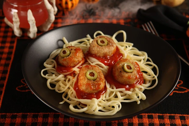 Pasta mit faschierten Augen
