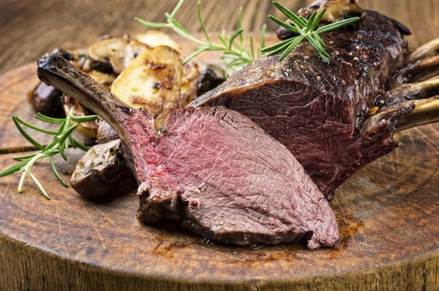 Hirschkarree mit Pilzsauce