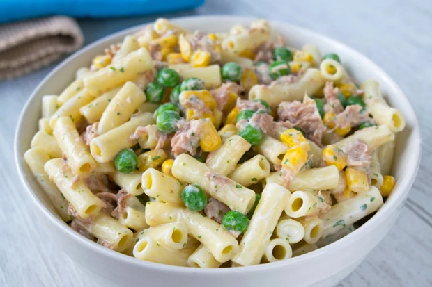 Thunfischsalat mit Nudeln