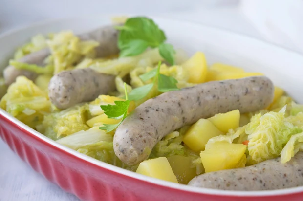 Grünkohl mit Kartoffeln und Würstl