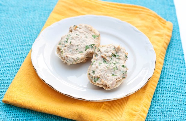 Thunfischaufstrich mit Sauerrahm