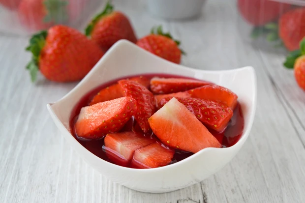 Rotwein-Erdbeeren