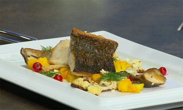 Bachforelle mit Karfiolmus und Röschen