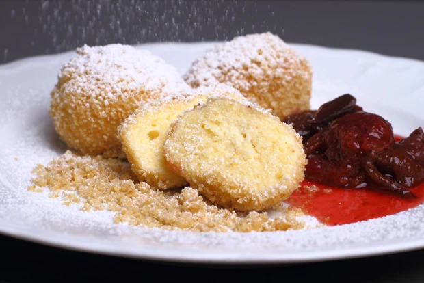 Topfenkn&ouml;del