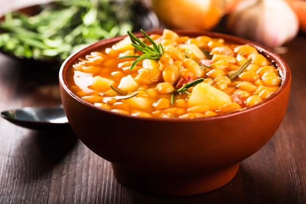 Bohnensuppe mit W&uuml;rstel