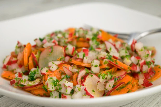 Karotten-Kerbel-Salat