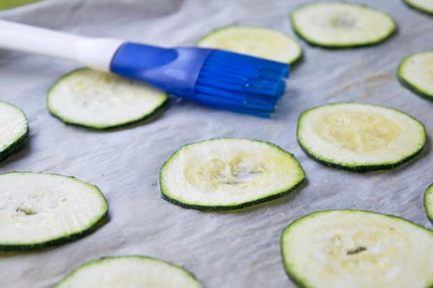 Zucchini Chips aus dem Backofen