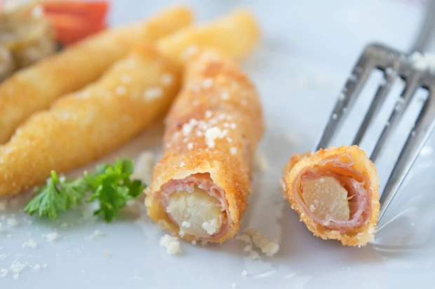 Spargel paniert mit Schinken