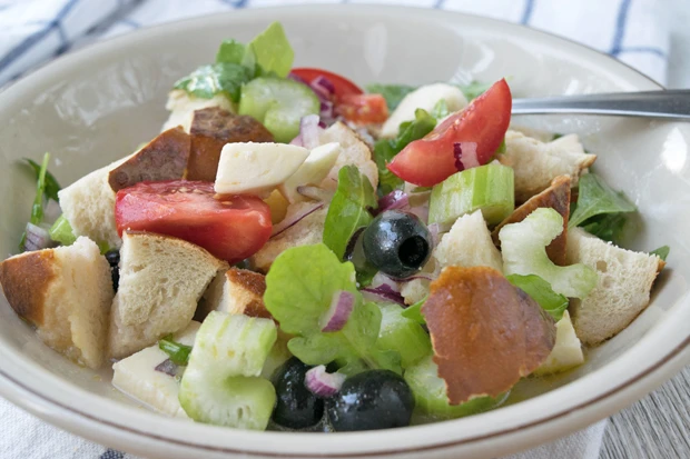 Florentinischer Brotsalat