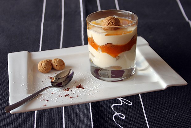 Einfaches Marillentiramisu