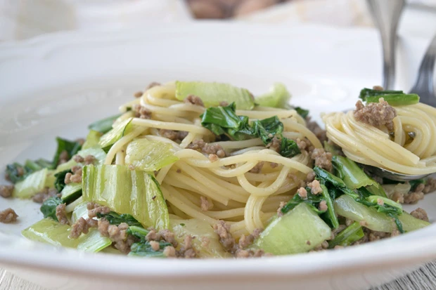 Pak Choi mit Spaghetti