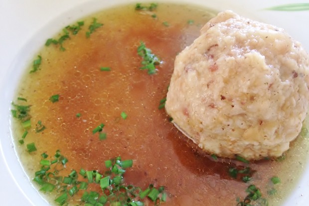 Speckknödelsuppe