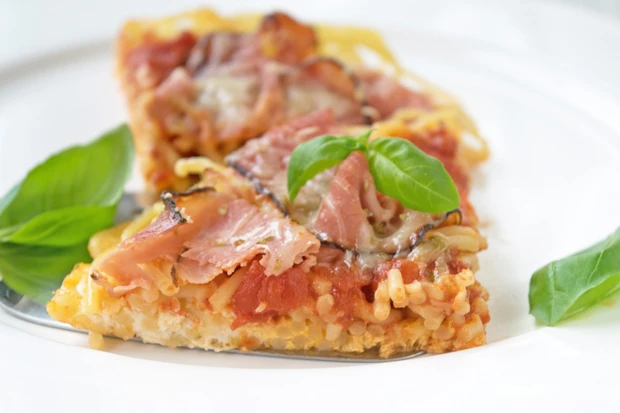 Spaghettipizza vom Blech