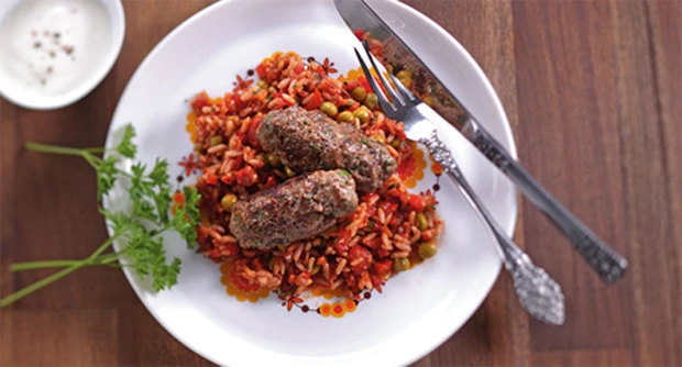 Cevapcici mit Djuvec-Reis
