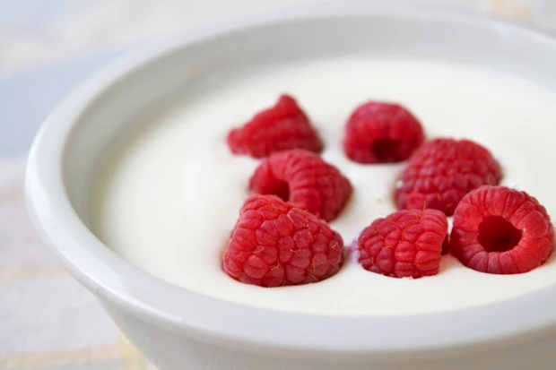 Frische Himbeercreme