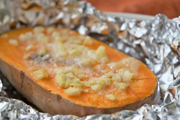 Folienkartoffeln mit S&uuml;&szlig;kartoffeln
