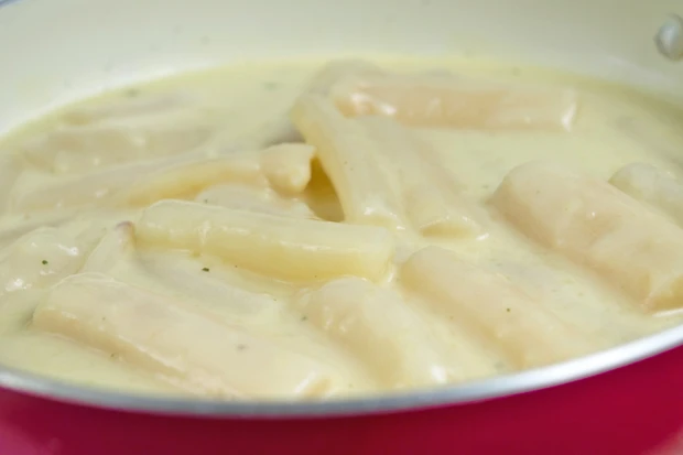 Schwarzwurzeln in Zitronensauce