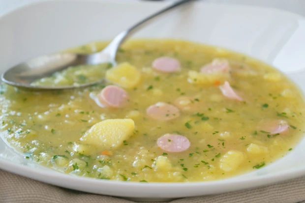 Wurstsuppe mit Kartoffeln
