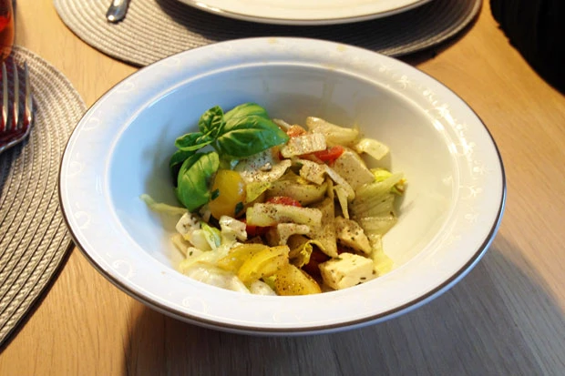 Schafskäse-Salat